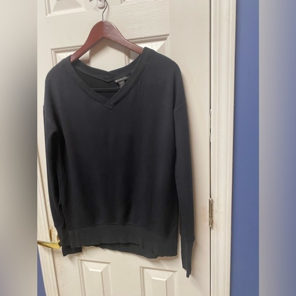 ATHLETA Sz XXS Sweatshirt Oversized
Relaxed Side Slit - Picture 3 of 7